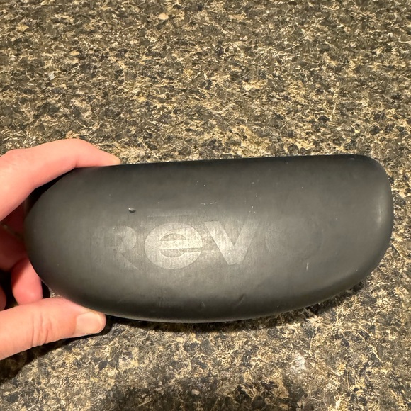 Men’s Revo Polarized Sunglasses - Picture 2 of 8